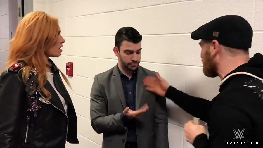 Y2Mate_is_-_Becky_Lynch_gets_stopped_by_security_one_week_before_competing_on_WWE_Mixed_Match_Challenge-QFnBQncJn64-720p-1655992595623_mp4_000035700.jpg