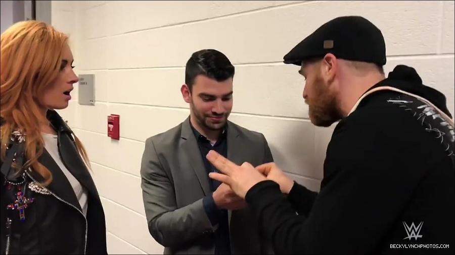 Y2Mate_is_-_Becky_Lynch_gets_stopped_by_security_one_week_before_competing_on_WWE_Mixed_Match_Challenge-QFnBQncJn64-720p-1655992595623_mp4_000037700.jpg