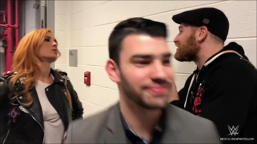 Y2Mate_is_-_Becky_Lynch_gets_stopped_by_security_one_week_before_competing_on_WWE_Mixed_Match_Challenge-QFnBQncJn64-720p-1655992595623_mp4_000039700.jpg