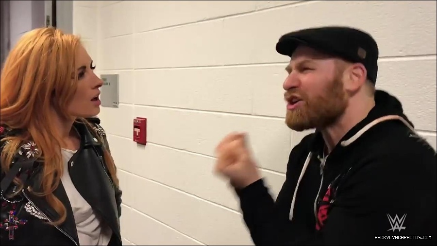 Y2Mate_is_-_Becky_Lynch_gets_stopped_by_security_one_week_before_competing_on_WWE_Mixed_Match_Challenge-QFnBQncJn64-720p-1655992595623_mp4_000041700.jpg