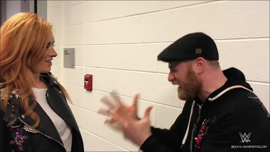 Y2Mate_is_-_Becky_Lynch_gets_stopped_by_security_one_week_before_competing_on_WWE_Mixed_Match_Challenge-QFnBQncJn64-720p-1655992595623_mp4_000047700.jpg