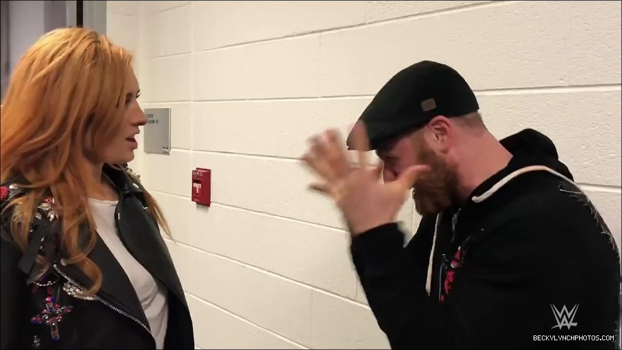 Y2Mate_is_-_Becky_Lynch_gets_stopped_by_security_one_week_before_competing_on_WWE_Mixed_Match_Challenge-QFnBQncJn64-720p-1655992595623_mp4_000048100.jpg