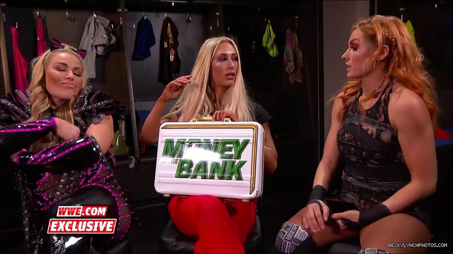 Y2Mate_is_-_Becky_Lynch_challenges_Carmella_to_a_match_next_week_SmackDown_Exclusive2C_Feb__272C_2018-2QbwdYmwHoU-720p-1655993179426_mp4_000048300.jpg