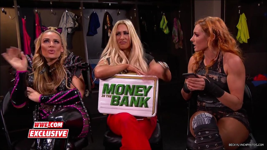 Y2Mate_is_-_Becky_Lynch_challenges_Carmella_to_a_match_next_week_SmackDown_Exclusive2C_Feb__272C_2018-2QbwdYmwHoU-720p-1655993179426_mp4_000057500.jpg
