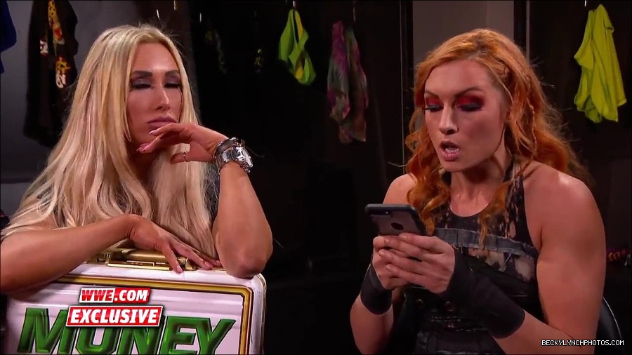 Y2Mate_is_-_Becky_Lynch_challenges_Carmella_to_a_match_next_week_SmackDown_Exclusive2C_Feb__272C_2018-2QbwdYmwHoU-720p-1655993179426_mp4_000069100.jpg