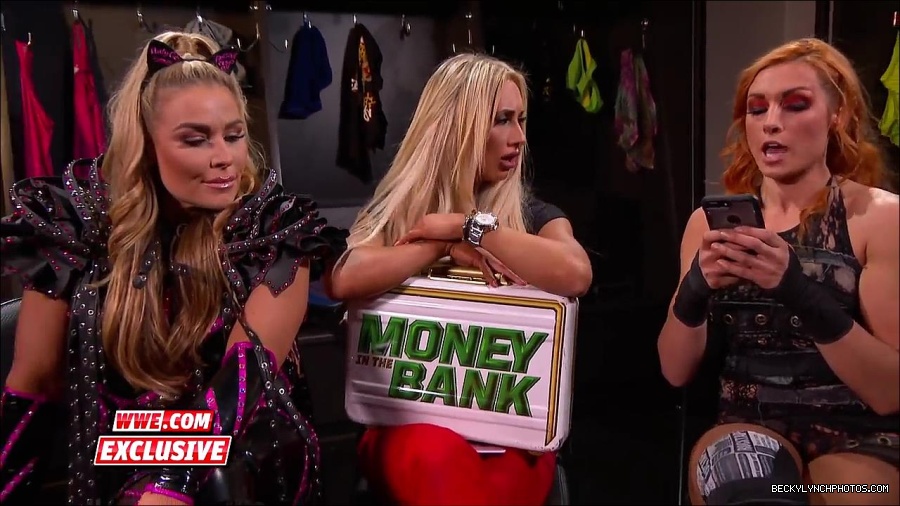 Y2Mate_is_-_Becky_Lynch_challenges_Carmella_to_a_match_next_week_SmackDown_Exclusive2C_Feb__272C_2018-2QbwdYmwHoU-720p-1655993179426_mp4_000079500.jpg