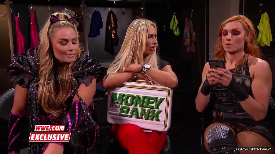 Y2Mate_is_-_Becky_Lynch_challenges_Carmella_to_a_match_next_week_SmackDown_Exclusive2C_Feb__272C_2018-2QbwdYmwHoU-720p-1655993179426_mp4_000080700.jpg