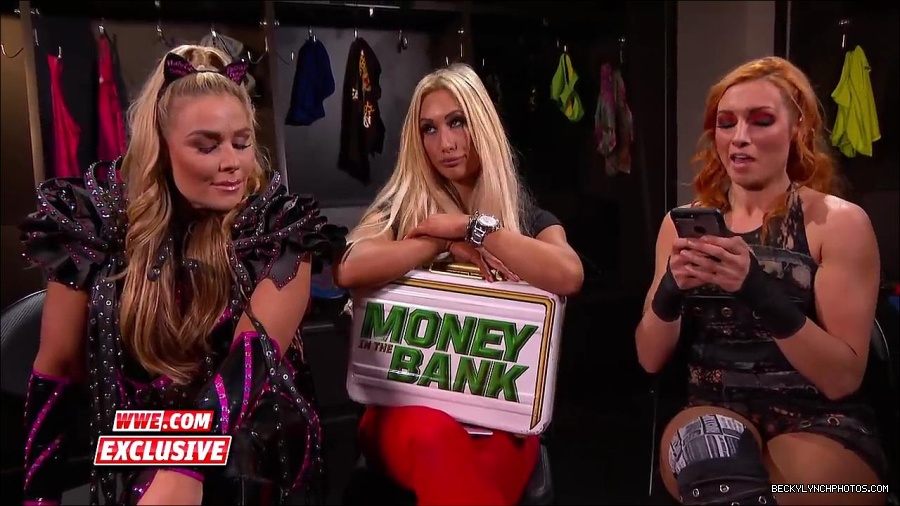 Y2Mate_is_-_Becky_Lynch_challenges_Carmella_to_a_match_next_week_SmackDown_Exclusive2C_Feb__272C_2018-2QbwdYmwHoU-720p-1655993179426_mp4_000082300.jpg