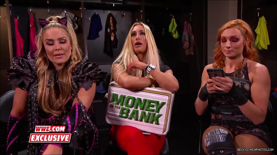 Y2Mate_is_-_Becky_Lynch_challenges_Carmella_to_a_match_next_week_SmackDown_Exclusive2C_Feb__272C_2018-2QbwdYmwHoU-720p-1655993179426_mp4_000084700.jpg