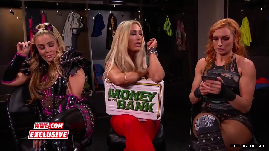 Y2Mate_is_-_Becky_Lynch_challenges_Carmella_to_a_match_next_week_SmackDown_Exclusive2C_Feb__272C_2018-2QbwdYmwHoU-720p-1655993179426_mp4_000090700.jpg