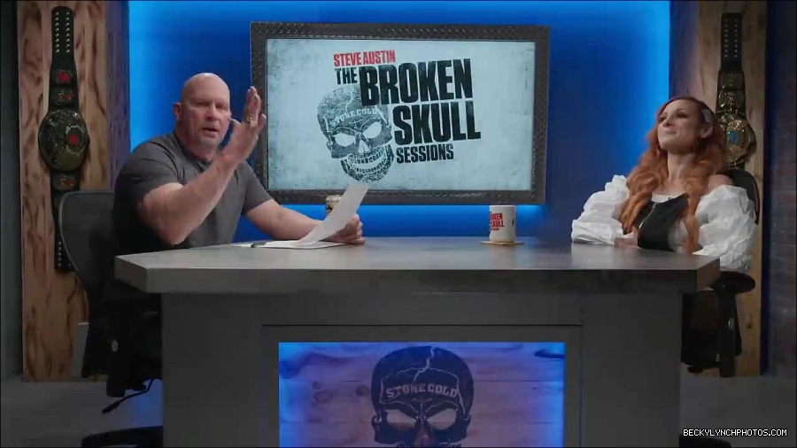 Y2Mate_is_-_Becky_Lynch_names_greatest_WWE_Champion_of_all_time_Steve_Austin27s_Broken_Skull_Sessions_extra-FS-fEVjTvms-720p-1655995233146_mp4_000001333.jpg