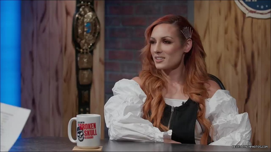 Y2Mate_is_-_Becky_Lynch_names_greatest_WWE_Champion_of_all_time_Steve_Austin27s_Broken_Skull_Sessions_extra-FS-fEVjTvms-720p-1655995233146_mp4_000008933.jpg