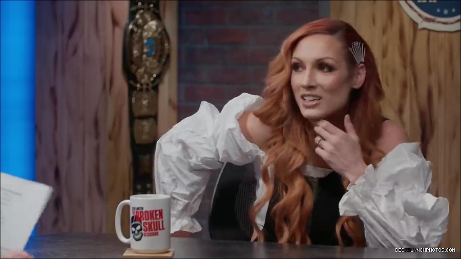 Y2Mate_is_-_Becky_Lynch_names_greatest_WWE_Champion_of_all_time_Steve_Austin27s_Broken_Skull_Sessions_extra-FS-fEVjTvms-720p-1655995233146_mp4_000019733.jpg