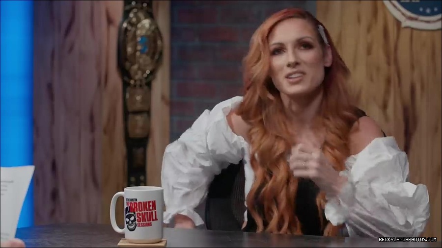 Y2Mate_is_-_Becky_Lynch_names_greatest_WWE_Champion_of_all_time_Steve_Austin27s_Broken_Skull_Sessions_extra-FS-fEVjTvms-720p-1655995233146_mp4_000022933.jpg