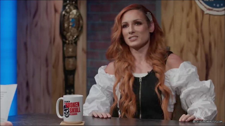 Y2Mate_is_-_Becky_Lynch_names_greatest_WWE_Champion_of_all_time_Steve_Austin27s_Broken_Skull_Sessions_extra-FS-fEVjTvms-720p-1655995233146_mp4_000023733.jpg