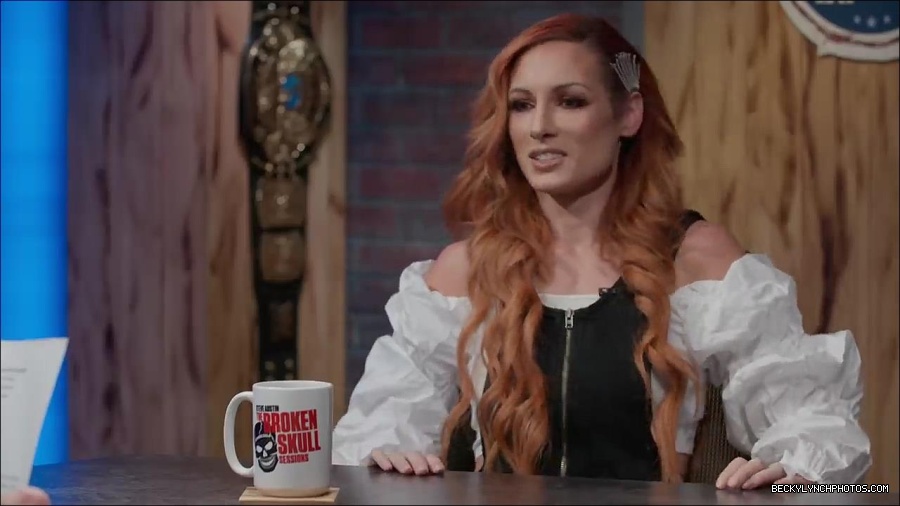 Y2Mate_is_-_Becky_Lynch_names_greatest_WWE_Champion_of_all_time_Steve_Austin27s_Broken_Skull_Sessions_extra-FS-fEVjTvms-720p-1655995233146_mp4_000024133.jpg