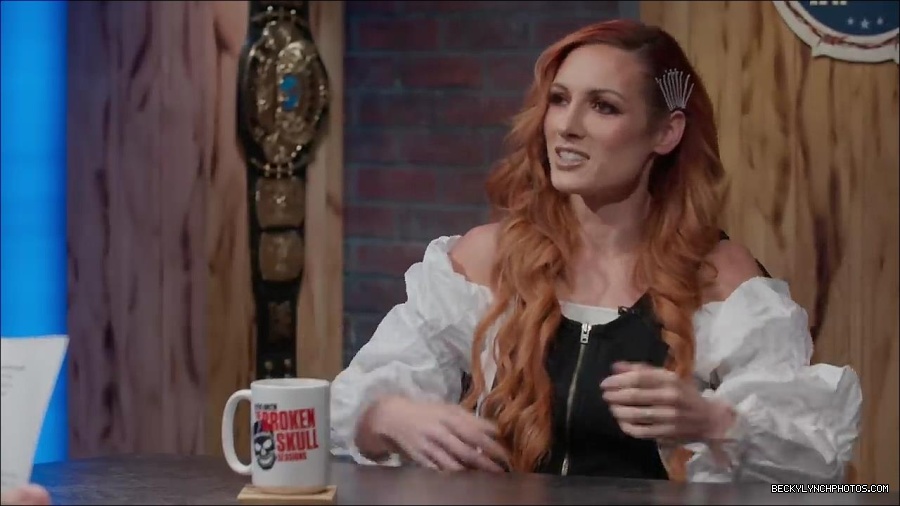 Y2Mate_is_-_Becky_Lynch_names_greatest_WWE_Champion_of_all_time_Steve_Austin27s_Broken_Skull_Sessions_extra-FS-fEVjTvms-720p-1655995233146_mp4_000025333.jpg