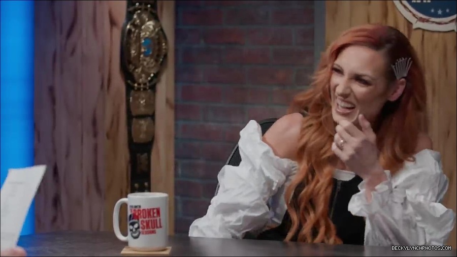Y2Mate_is_-_Becky_Lynch_names_greatest_WWE_Champion_of_all_time_Steve_Austin27s_Broken_Skull_Sessions_extra-FS-fEVjTvms-720p-1655995233146_mp4_000026933.jpg