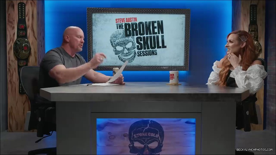 Y2Mate_is_-_Becky_Lynch_names_greatest_WWE_Champion_of_all_time_Steve_Austin27s_Broken_Skull_Sessions_extra-FS-fEVjTvms-720p-1655995233146_mp4_000033733.jpg