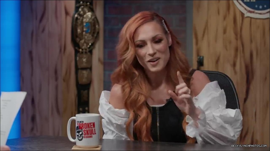 Y2Mate_is_-_Becky_Lynch_names_greatest_WWE_Champion_of_all_time_Steve_Austin27s_Broken_Skull_Sessions_extra-FS-fEVjTvms-720p-1655995233146_mp4_000046533.jpg