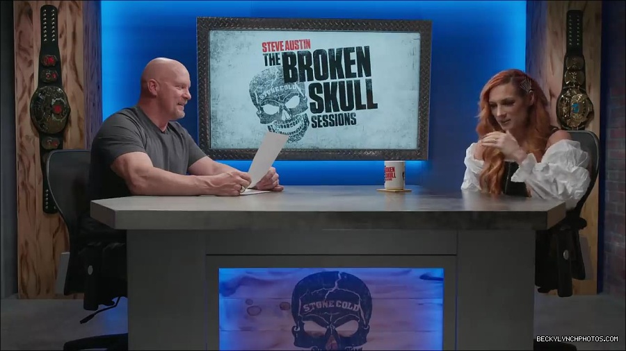 Y2Mate_is_-_Becky_Lynch_names_greatest_WWE_Champion_of_all_time_Steve_Austin27s_Broken_Skull_Sessions_extra-FS-fEVjTvms-720p-1655995233146_mp4_000050933.jpg