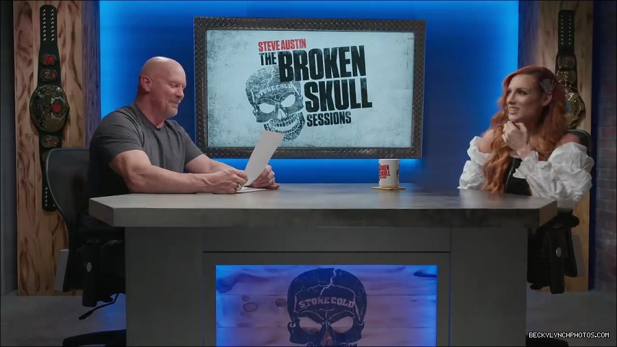 Y2Mate_is_-_Becky_Lynch_names_greatest_WWE_Champion_of_all_time_Steve_Austin27s_Broken_Skull_Sessions_extra-FS-fEVjTvms-720p-1655995233146_mp4_000053333.jpg