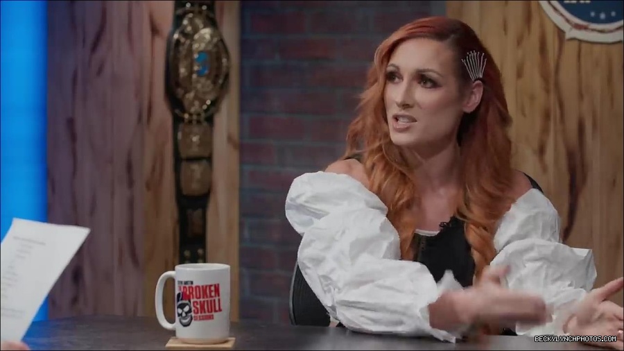 Y2Mate_is_-_Becky_Lynch_names_greatest_WWE_Champion_of_all_time_Steve_Austin27s_Broken_Skull_Sessions_extra-FS-fEVjTvms-720p-1655995233146_mp4_000060533.jpg