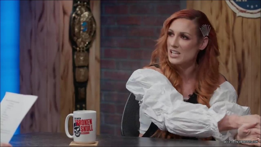 Y2Mate_is_-_Becky_Lynch_names_greatest_WWE_Champion_of_all_time_Steve_Austin27s_Broken_Skull_Sessions_extra-FS-fEVjTvms-720p-1655995233146_mp4_000060933.jpg