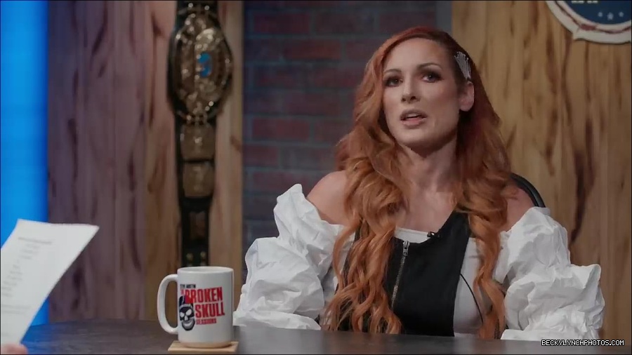 Y2Mate_is_-_Becky_Lynch_names_greatest_WWE_Champion_of_all_time_Steve_Austin27s_Broken_Skull_Sessions_extra-FS-fEVjTvms-720p-1655995233146_mp4_000068133.jpg