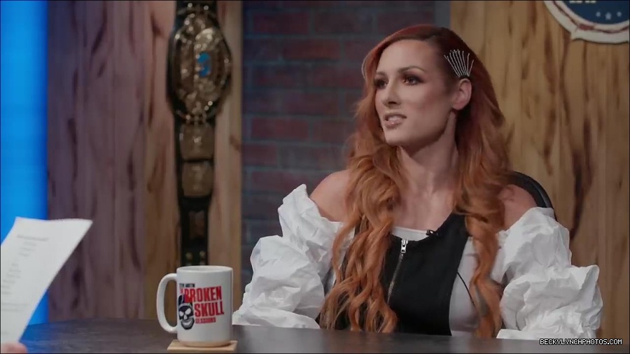Y2Mate_is_-_Becky_Lynch_names_greatest_WWE_Champion_of_all_time_Steve_Austin27s_Broken_Skull_Sessions_extra-FS-fEVjTvms-720p-1655995233146_mp4_000069733.jpg