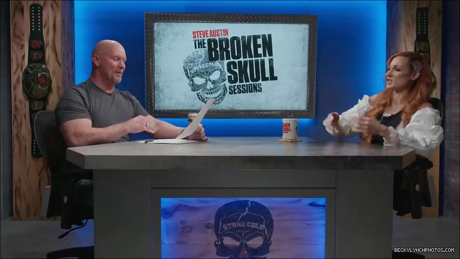 Y2Mate_is_-_Becky_Lynch_names_greatest_WWE_Champion_of_all_time_Steve_Austin27s_Broken_Skull_Sessions_extra-FS-fEVjTvms-720p-1655995233146_mp4_000072133.jpg