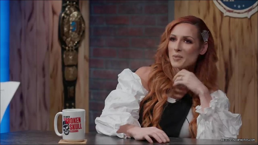 Y2Mate_is_-_Becky_Lynch_names_greatest_WWE_Champion_of_all_time_Steve_Austin27s_Broken_Skull_Sessions_extra-FS-fEVjTvms-720p-1655995233146_mp4_000081733.jpg