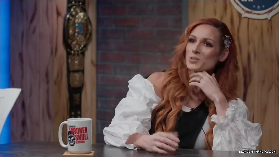 Y2Mate_is_-_Becky_Lynch_names_greatest_WWE_Champion_of_all_time_Steve_Austin27s_Broken_Skull_Sessions_extra-FS-fEVjTvms-720p-1655995233146_mp4_000082133.jpg