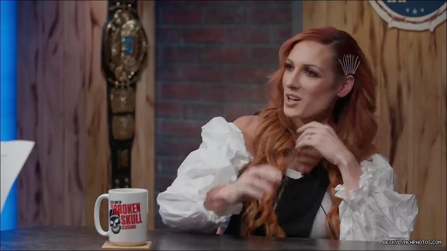Y2Mate_is_-_Becky_Lynch_names_greatest_WWE_Champion_of_all_time_Steve_Austin27s_Broken_Skull_Sessions_extra-FS-fEVjTvms-720p-1655995233146_mp4_000082533.jpg
