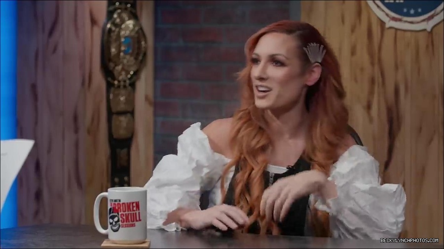 Y2Mate_is_-_Becky_Lynch_names_greatest_WWE_Champion_of_all_time_Steve_Austin27s_Broken_Skull_Sessions_extra-FS-fEVjTvms-720p-1655995233146_mp4_000082933.jpg