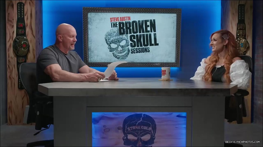Y2Mate_is_-_Becky_Lynch_names_greatest_WWE_Champion_of_all_time_Steve_Austin27s_Broken_Skull_Sessions_extra-FS-fEVjTvms-720p-1655995233146_mp4_000087733.jpg