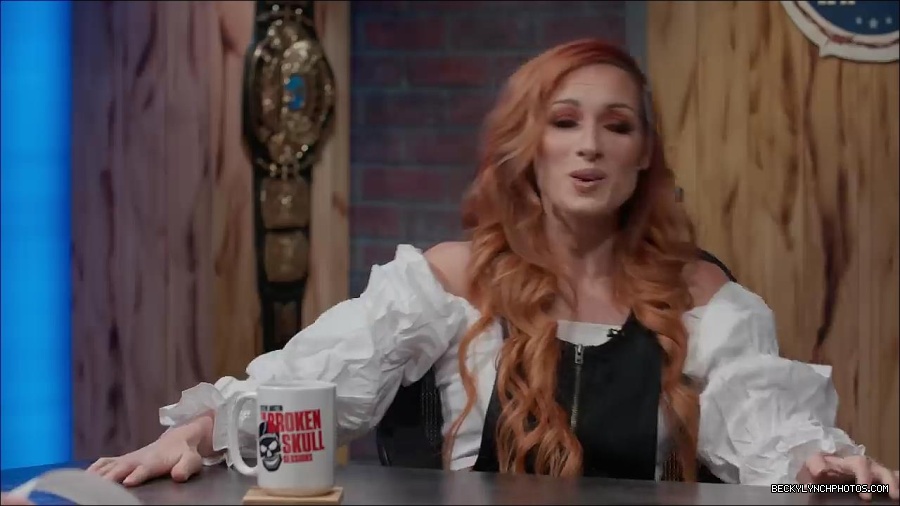 Y2Mate_is_-_Becky_Lynch_names_greatest_WWE_Champion_of_all_time_Steve_Austin27s_Broken_Skull_Sessions_extra-FS-fEVjTvms-720p-1655995233146_mp4_000096533.jpg