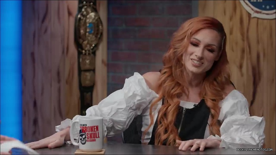 Y2Mate_is_-_Becky_Lynch_names_greatest_WWE_Champion_of_all_time_Steve_Austin27s_Broken_Skull_Sessions_extra-FS-fEVjTvms-720p-1655995233146_mp4_000097333.jpg