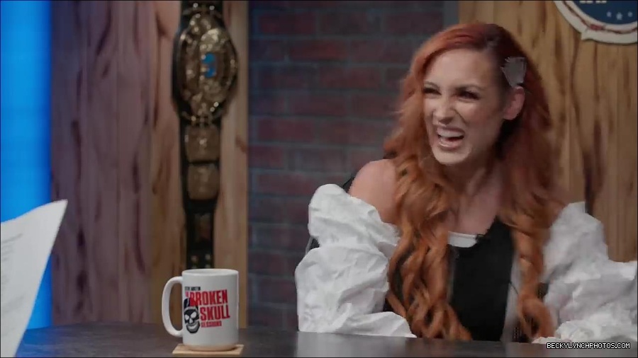 Y2Mate_is_-_Becky_Lynch_names_greatest_WWE_Champion_of_all_time_Steve_Austin27s_Broken_Skull_Sessions_extra-FS-fEVjTvms-720p-1655995233146_mp4_000102133.jpg