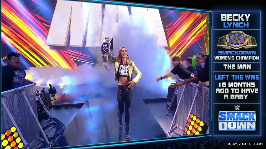WWE_SmackDown_2021_08_27_720p_WEB_h264-HEEL_mp4_000153670.jpg