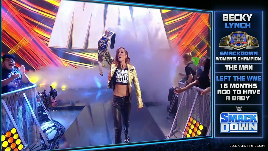 WWE_SmackDown_2021_08_27_720p_WEB_h264-HEEL_mp4_000154254.jpg