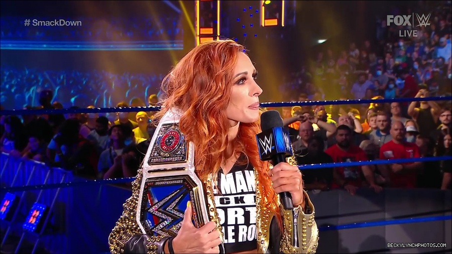 WWE_SmackDown_2021_08_27_720p_WEB_h264-HEEL_mp4_000253569.jpg
