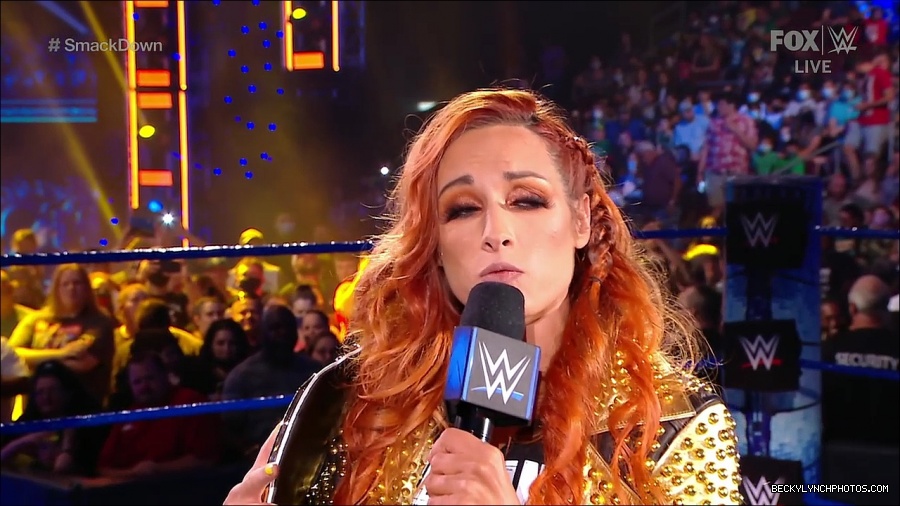 WWE_SmackDown_2021_08_27_720p_WEB_h264-HEEL_mp4_000259642.jpg