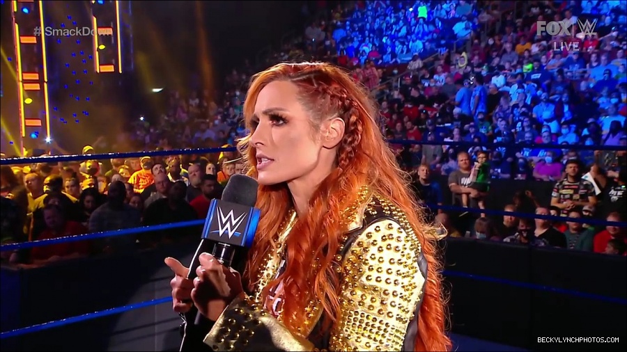 WWE_SmackDown_2021_08_27_720p_WEB_h264-HEEL_mp4_000264514.jpg
