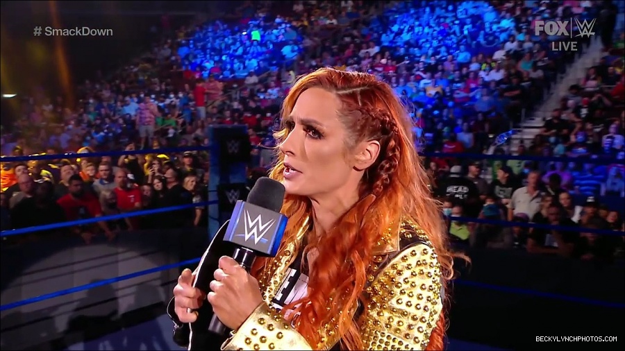 WWE_SmackDown_2021_08_27_720p_WEB_h264-HEEL_mp4_000265698.jpg