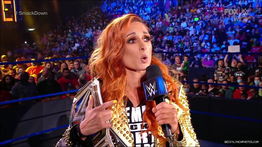 WWE_SmackDown_2021_08_27_720p_WEB_h264-HEEL_mp4_000289739.jpg