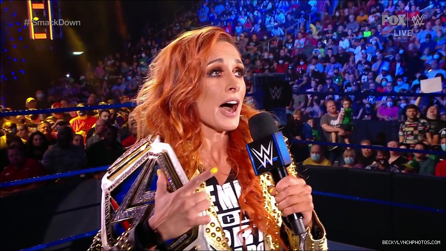 WWE_SmackDown_2021_08_27_720p_WEB_h264-HEEL_mp4_000290556.jpg