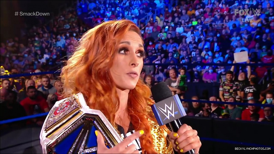 WWE_SmackDown_2021_08_27_720p_WEB_h264-HEEL_mp4_000293860.jpg