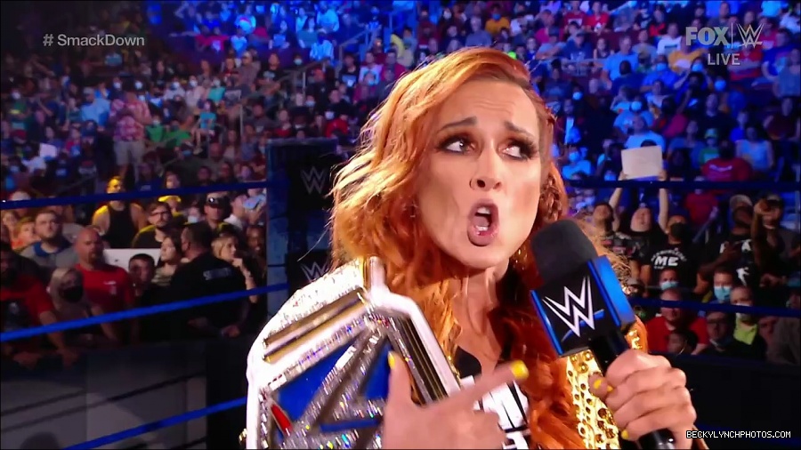 WWE_SmackDown_2021_08_27_720p_WEB_h264-HEEL_mp4_000294911.jpg