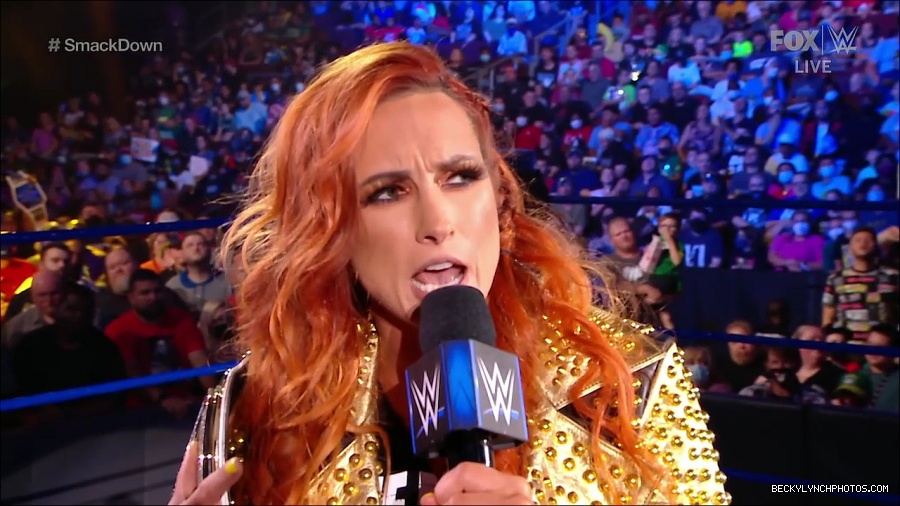 WWE_SmackDown_2021_08_27_720p_WEB_h264-HEEL_mp4_000296462.jpg